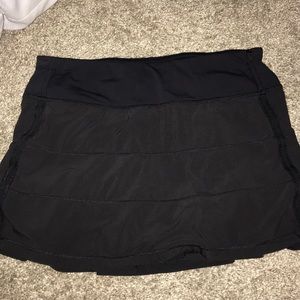 Sz 4 lululemon black skort